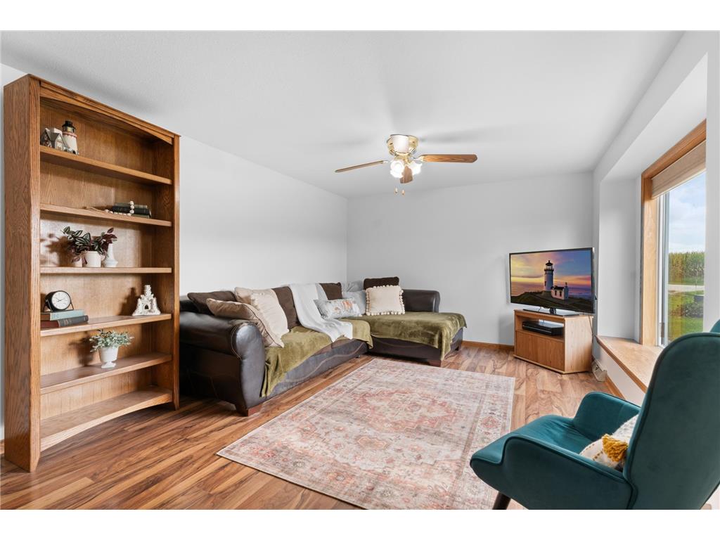 69378 230th Avenue Canisteo Twp MN 55944 6785388 image7