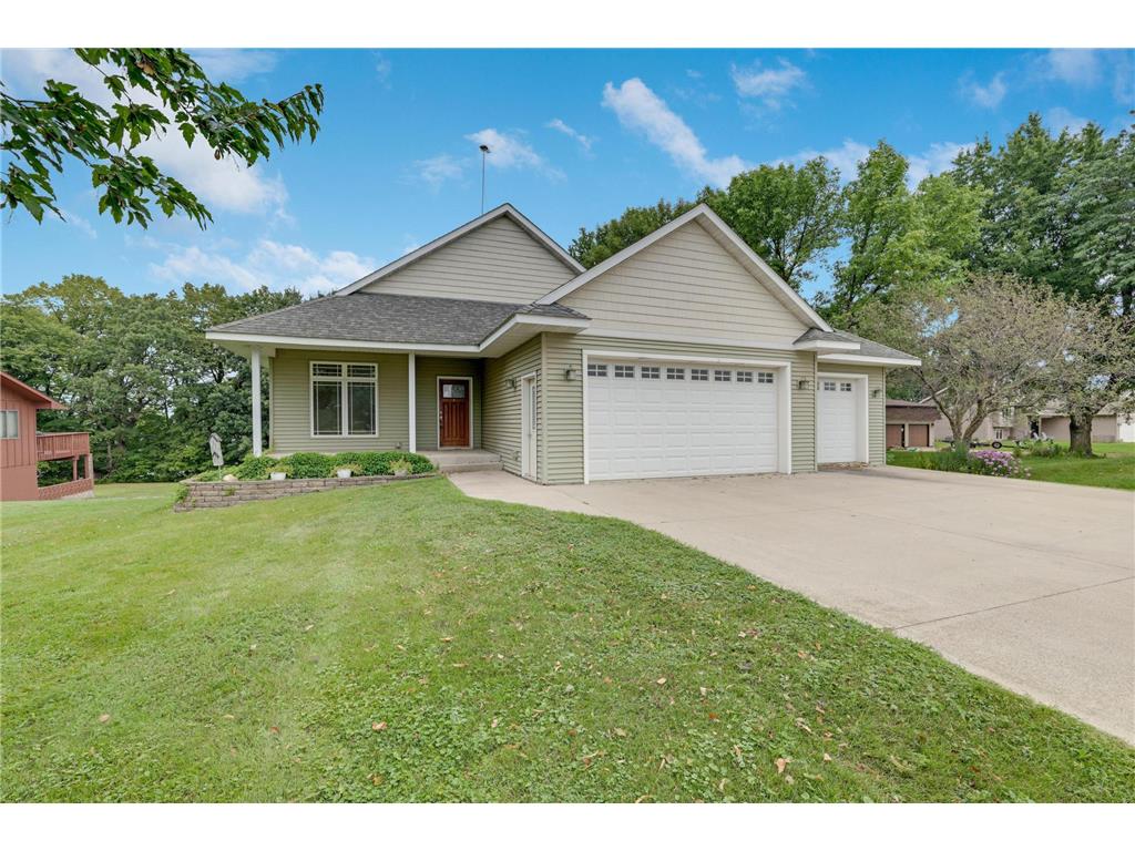 6939 Garfield Trail Faribault MN 55021 - French 6565331 image1