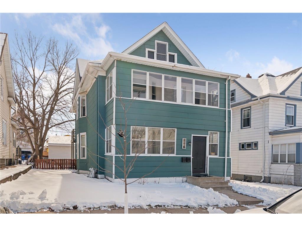 694 Central Avenue W Saint Paul MN 55104 7022763 image1