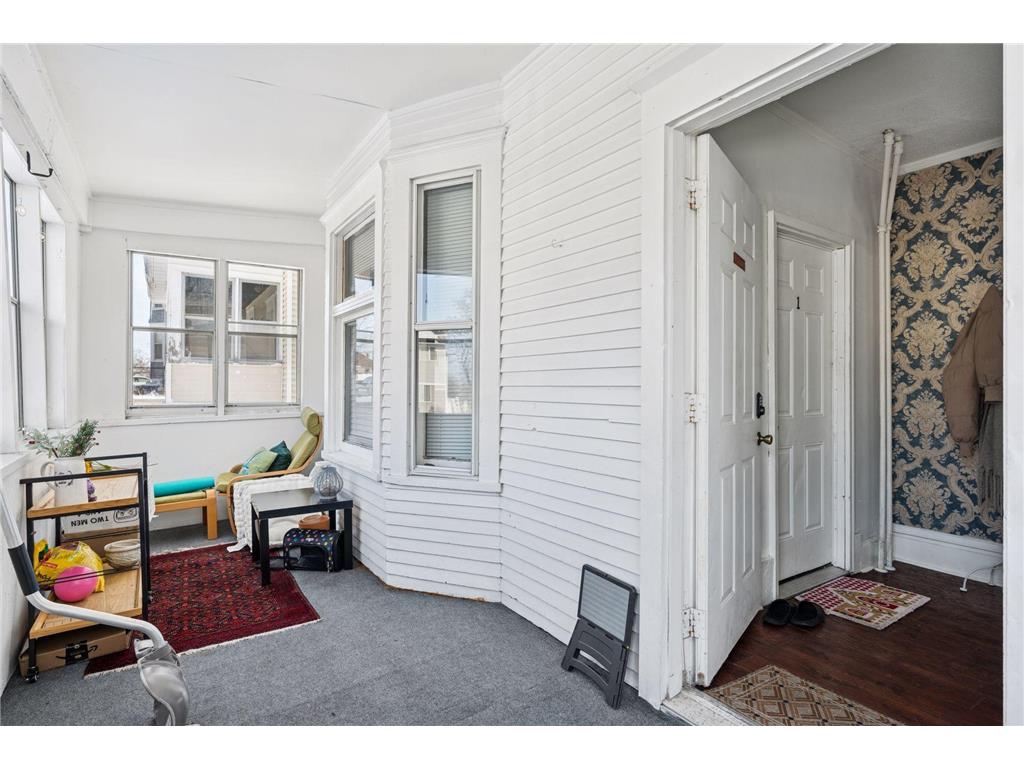 694 Central Avenue W Saint Paul MN 55104 7022763 image18