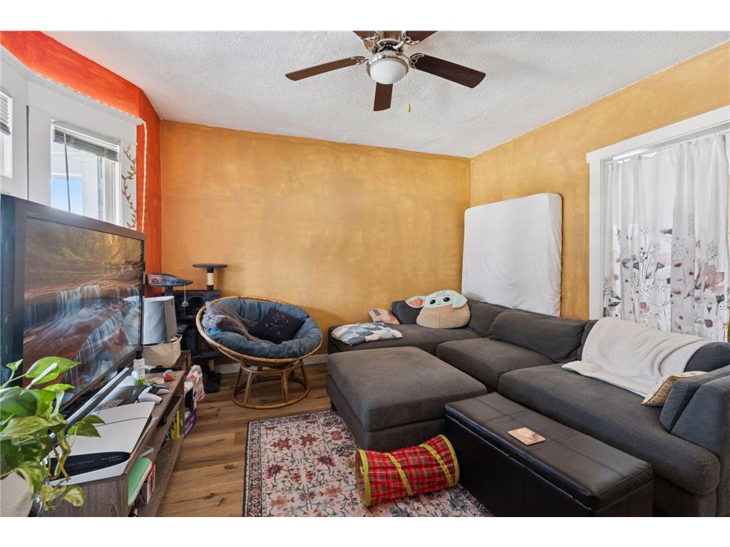 694 Central Avenue W Saint Paul MN 55104 7022763 image31