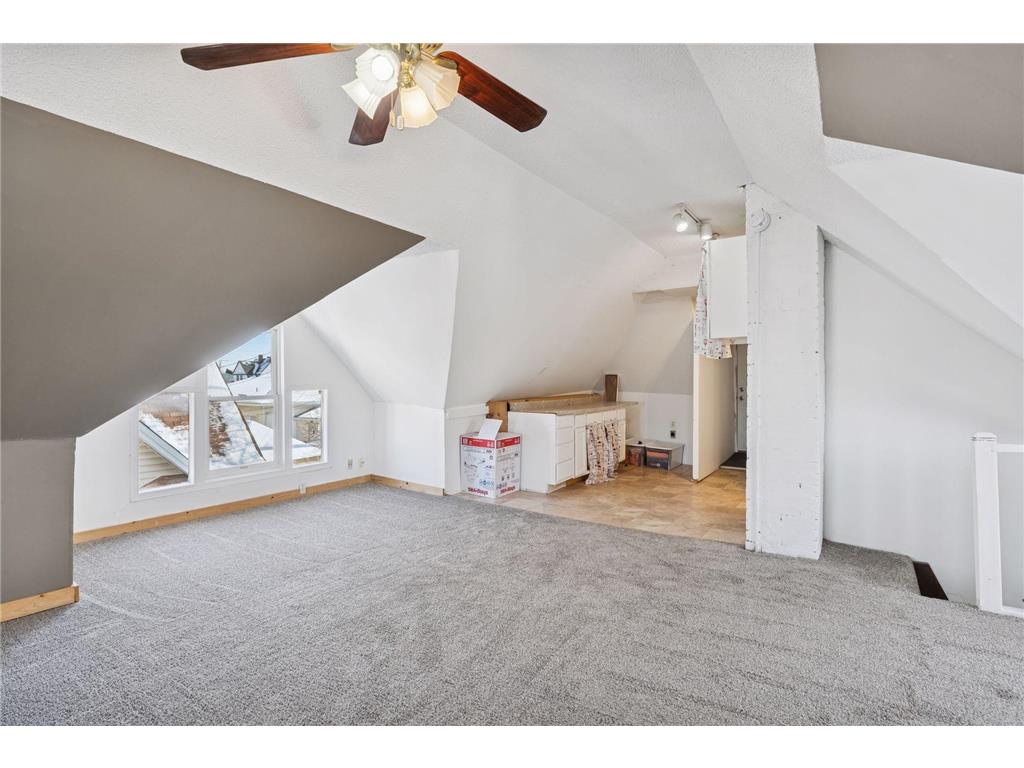 694 Central Avenue W Saint Paul MN 55104 7022763 image39