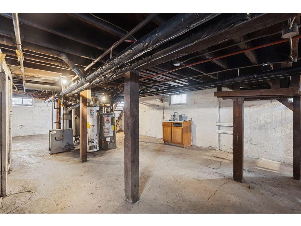694 Central Avenue W Saint Paul MN 55104 7022763 image43