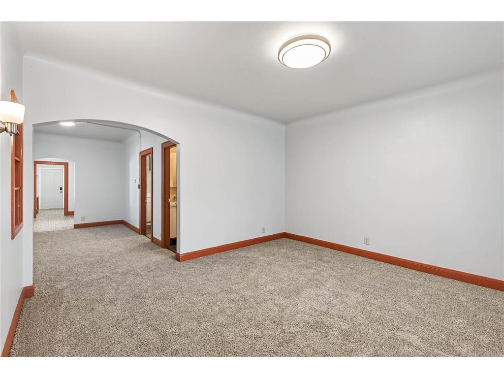 694 Desoto Street Saint Paul MN 55130 7014871 image11