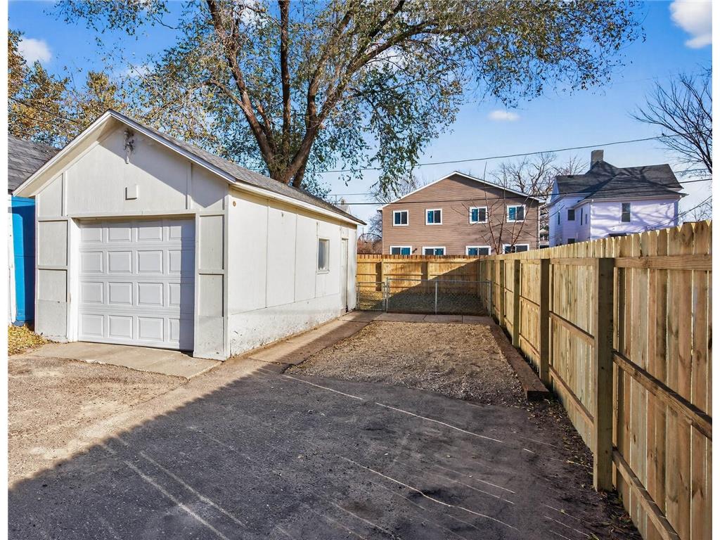 694 Desoto Street Saint Paul MN 55130 7014871 image27