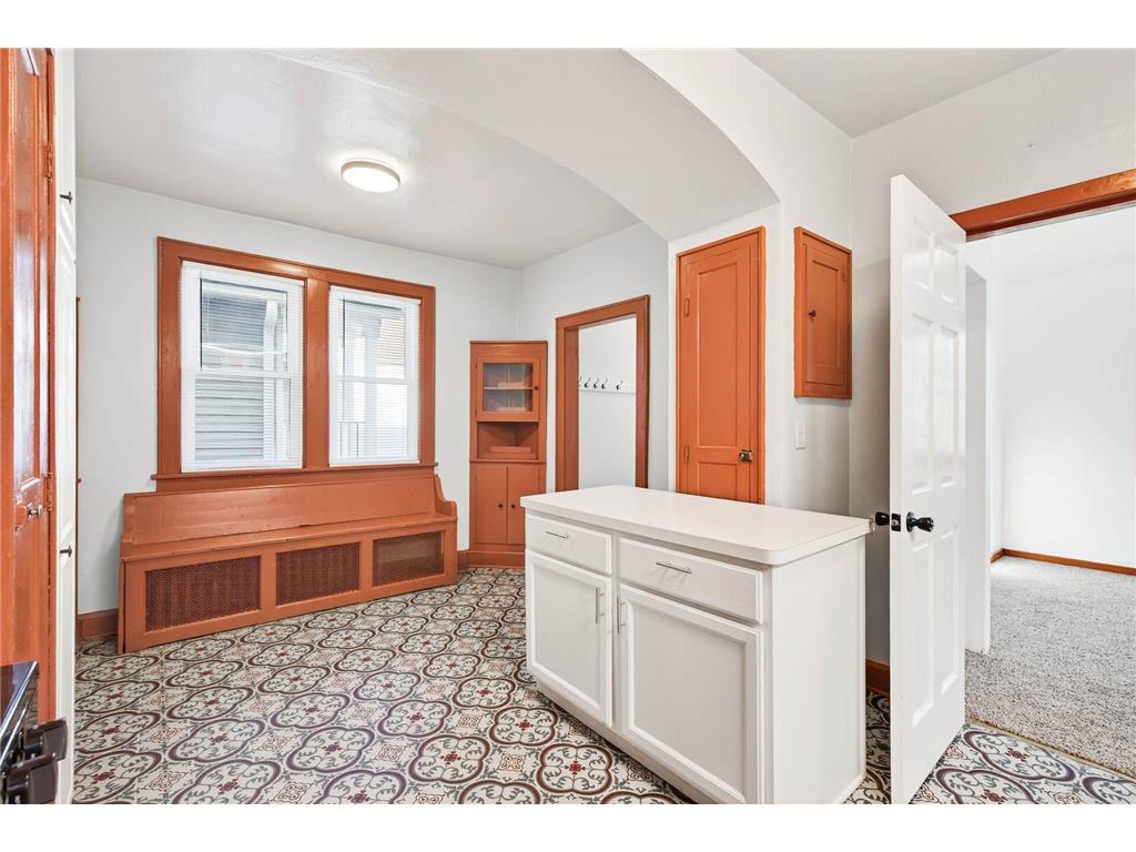 694 Desoto Street Saint Paul MN 55130 7014871 image6