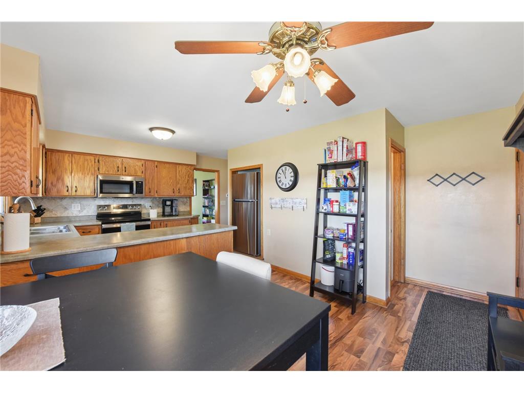 694 Glover Road Troy Twp WI 54022 7050738 image10