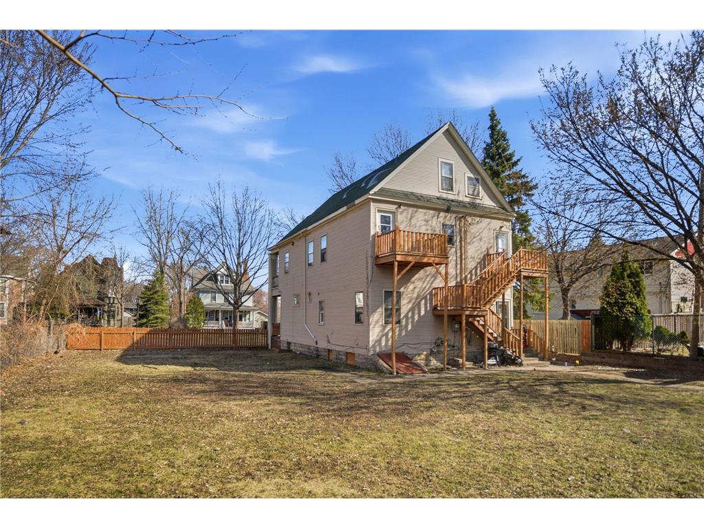 694 Marshall Avenue Saint Paul MN 55104 7074742 image13