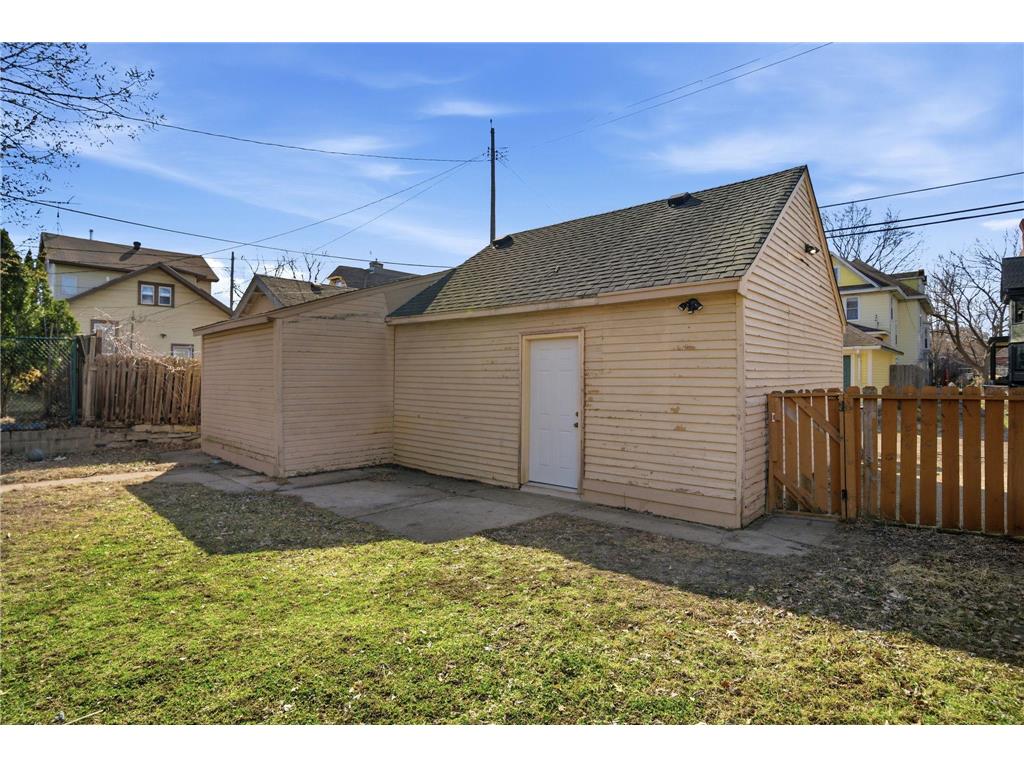 694 Marshall Avenue Saint Paul MN 55104 7074742 image15
