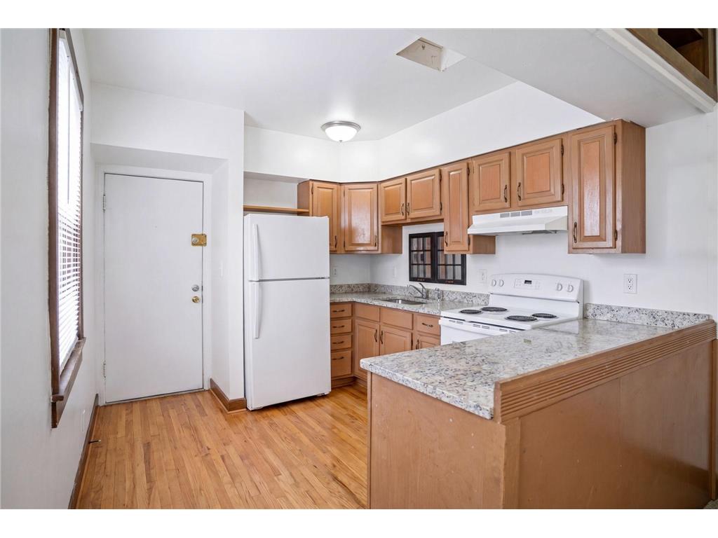 694 Marshall Avenue Saint Paul MN 55104 7074742 image8