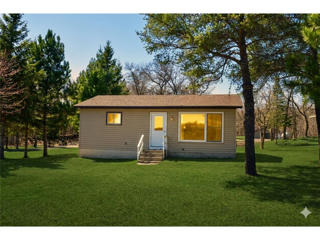 694 Shore Haven Lane #Cabin 1 Hackensack MN 56452 - Poquet 7065184 image1