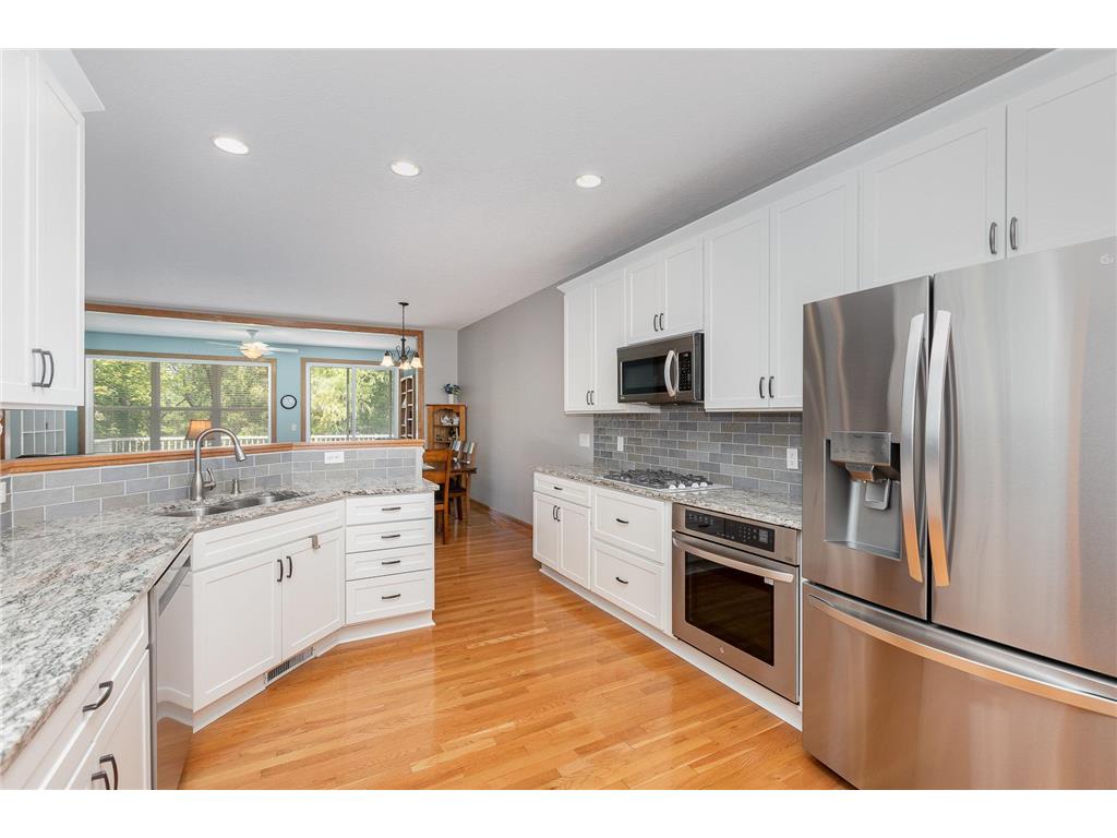 6940 Newbury Road Woodbury MN 55125 6416028 image1