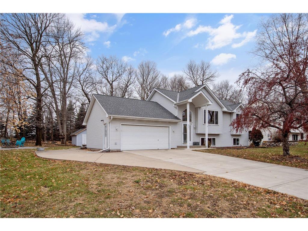 6941 Country Lane, Rockford, MN 55373 MLS 6459861 Edina Realty