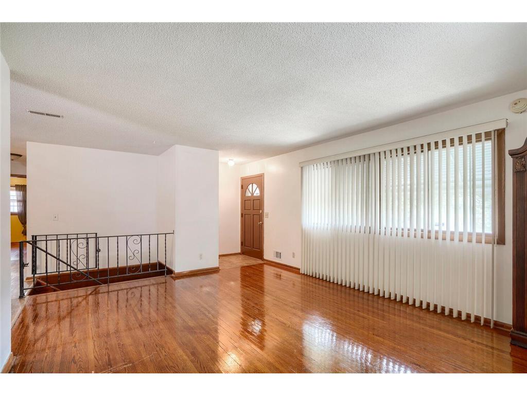 6943 Logan Avenue N Brooklyn Center MN 55430 7067376 image6