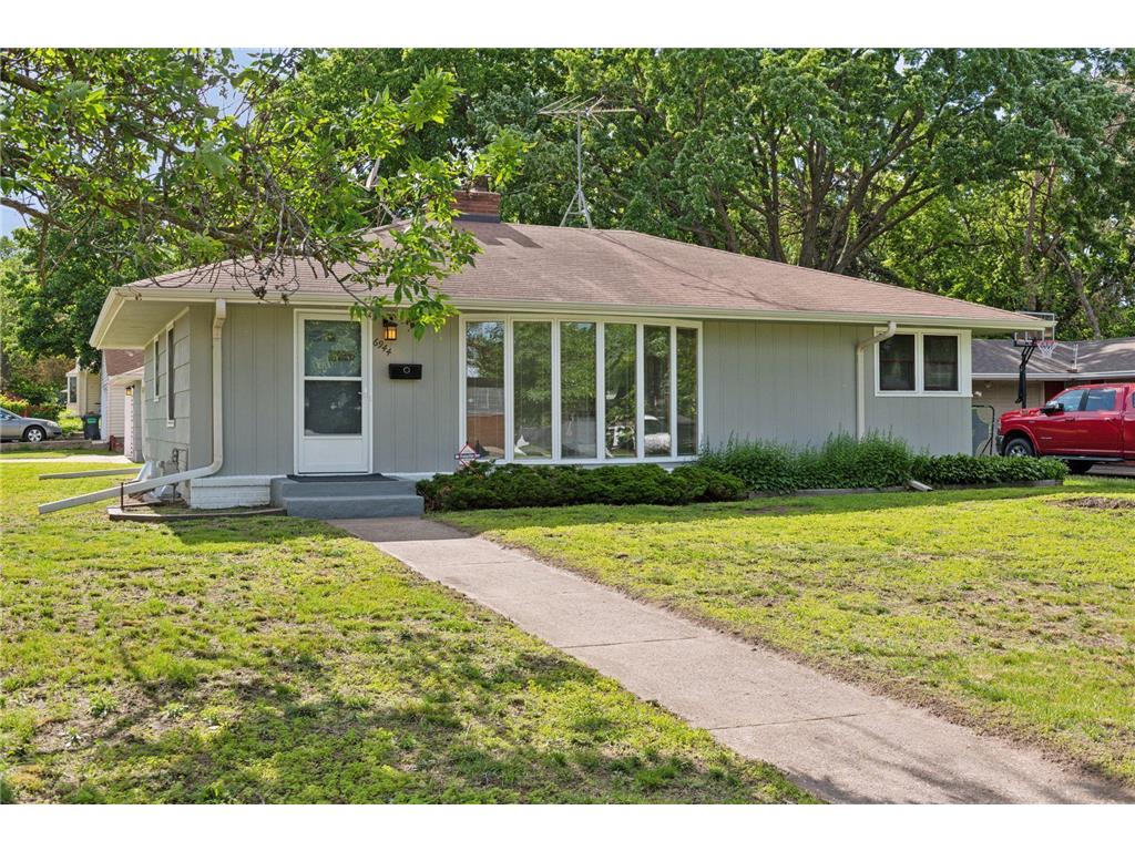 6944 Grand Avenue S Richfield MN 55423 6545413 image1