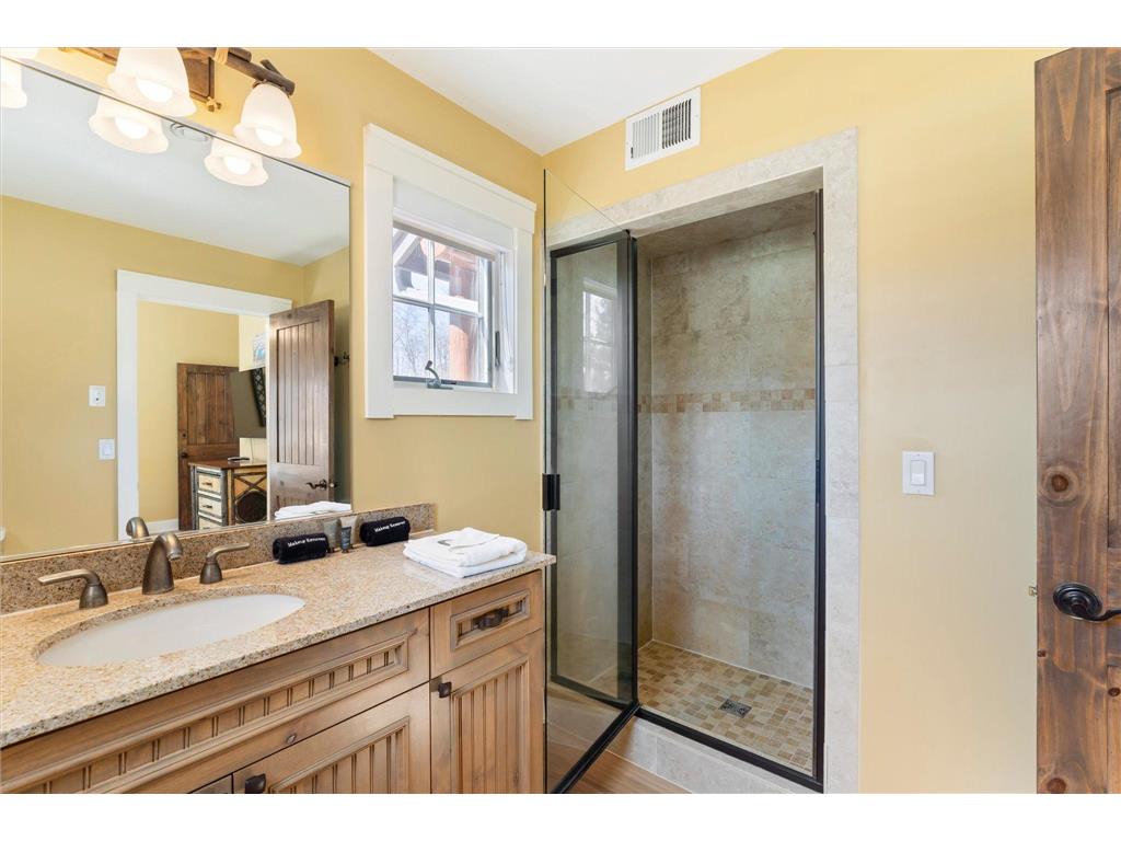 6946 Beach View Lane NW #215-4 Trappers Landing Lo Walker MN 56452 - Leech Lake 7066647 image17