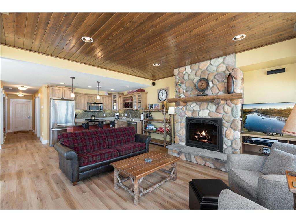 6946 Beach View Lane NW #215-4 Trappers Landing Lo Walker MN 56452 - Leech Lake 7066647 image3