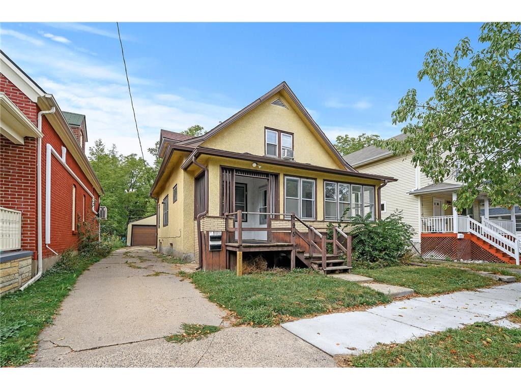 695 Canton Street Saint Paul MN 55102 6486152 image1