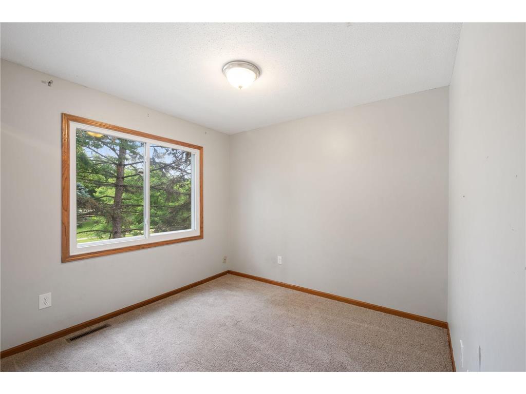 695 E Burnsville Parkway #19 Burnsville MN 55337 7022540 image12