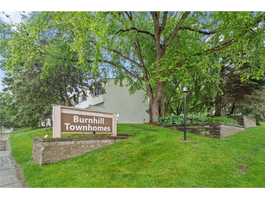 695 E Burnsville Parkway #19 Burnsville MN 55337 7042843 image1