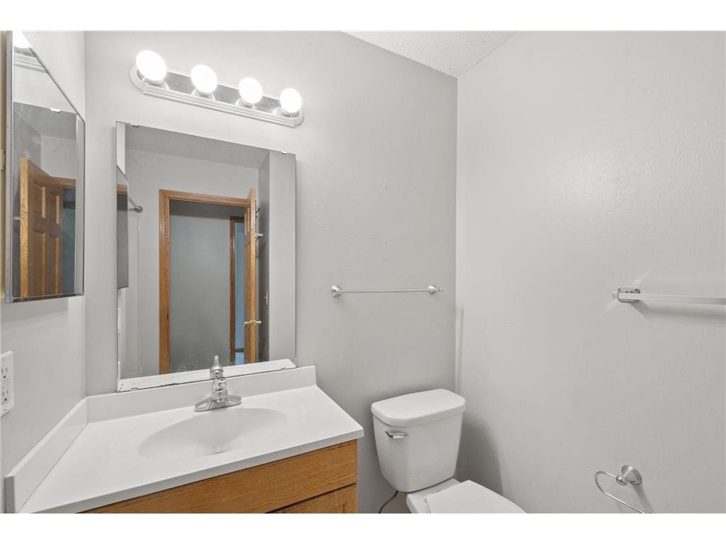 695 E Burnsville Parkway #19 Burnsville MN 55337 7042843 image14