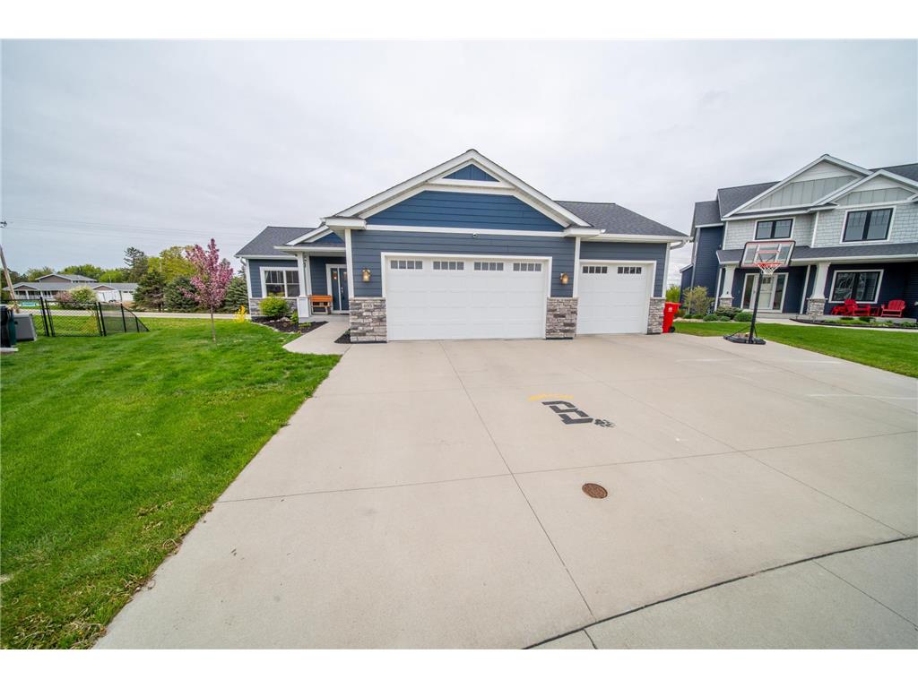 695 Marcus Pl NE Byron MN 55920 7069001 image1