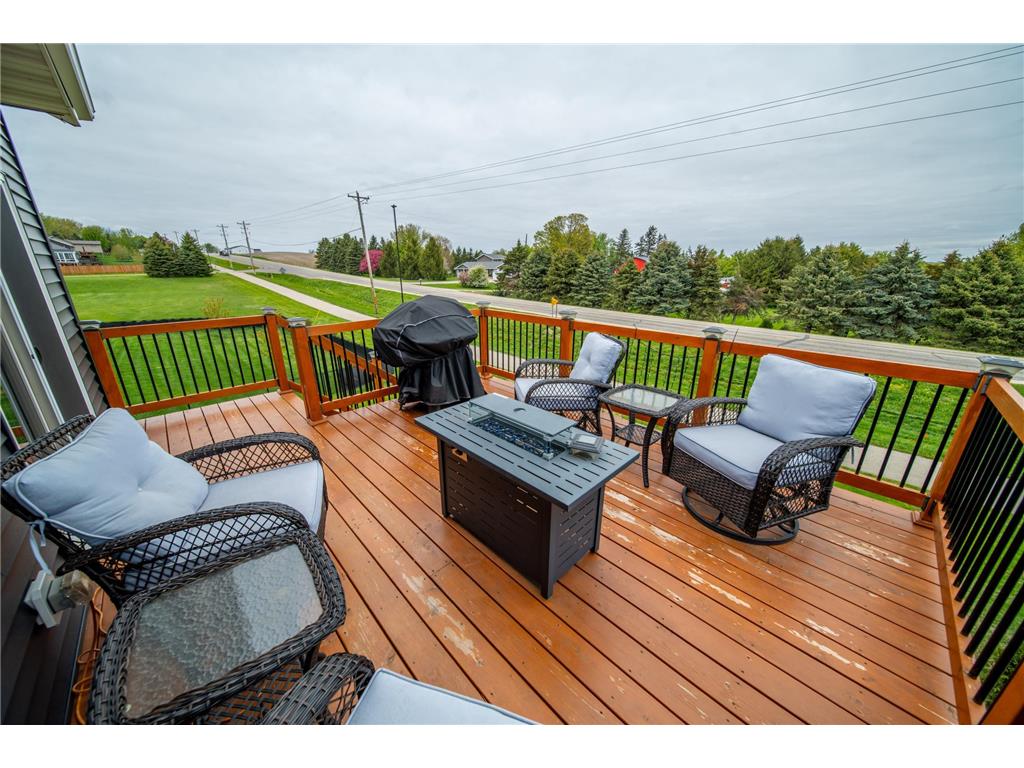 695 Marcus Pl NE Byron MN 55920 7069001 image12