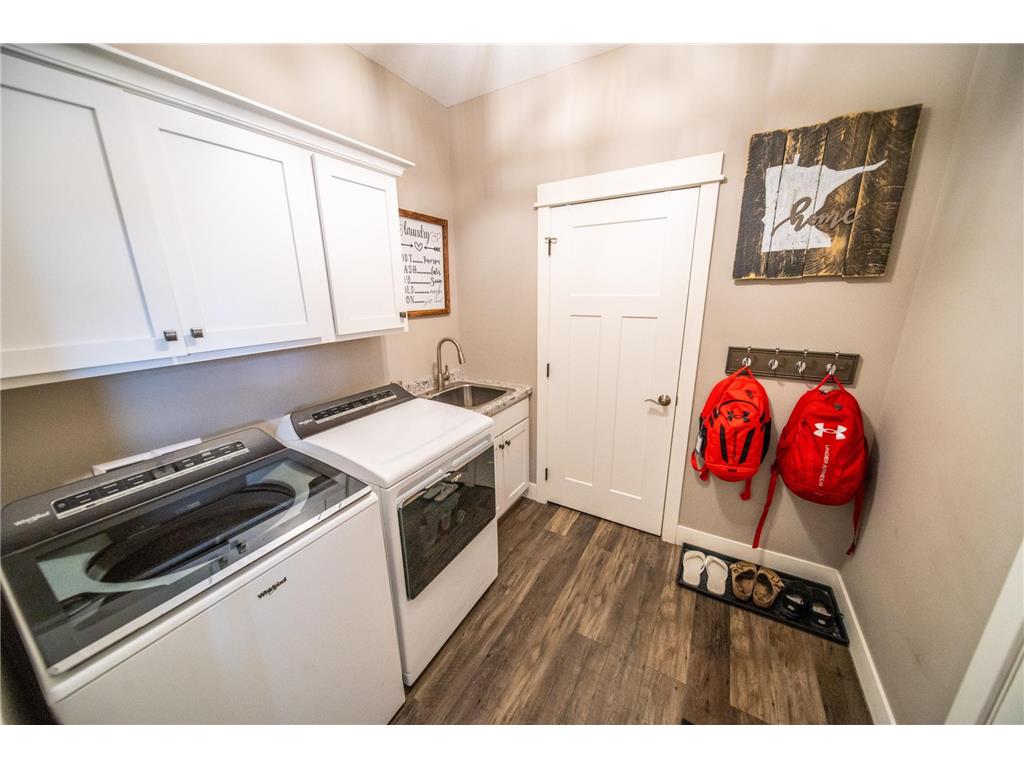 695 Marcus Pl NE Byron MN 55920 7069001 image24