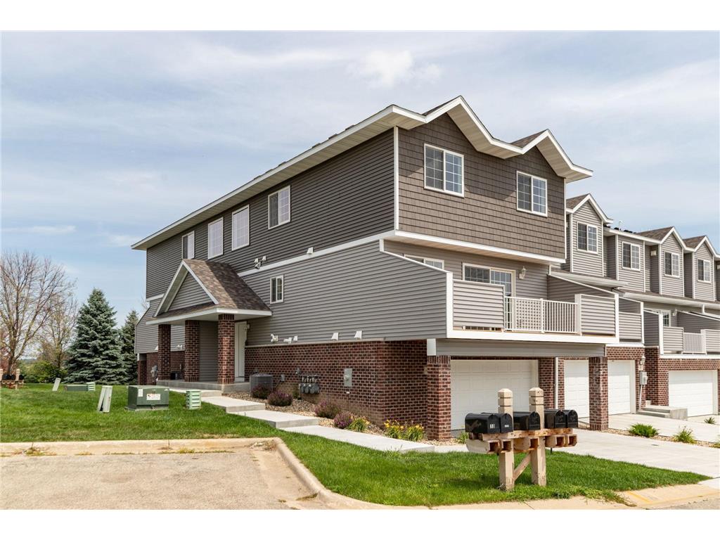 695 Shardlow Place NE Byron MN 55920 6402451 image1