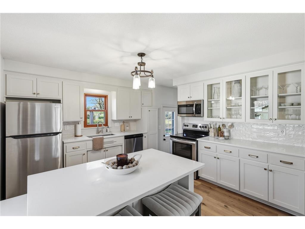 6950 35th Street N Oakdale MN 55128 7057201 image2