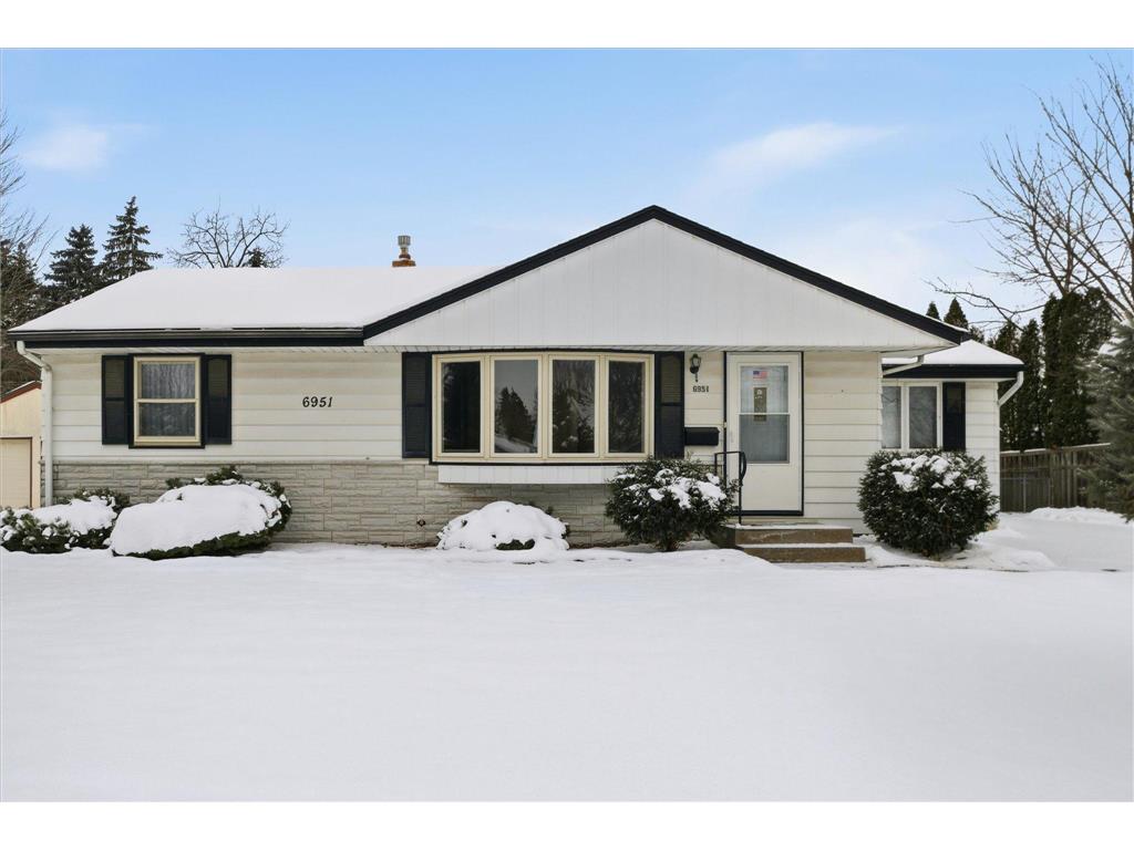 6951 Clay Avenue Inver Grove Heights MN 55076 6787221 image1