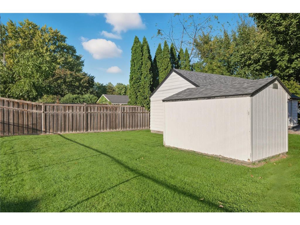 6951 Clay Avenue Inver Grove Heights MN 55076 6787221 image29