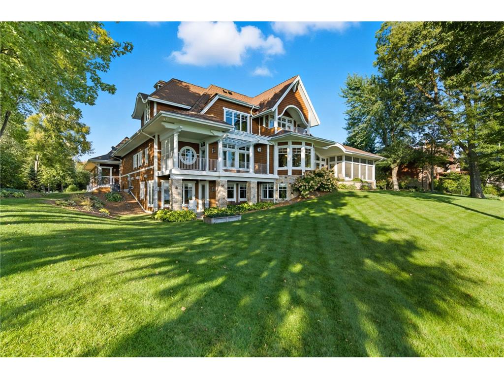 6951 N Shore Trail Forest Lake MN 55025 - Forest 6796500 image1