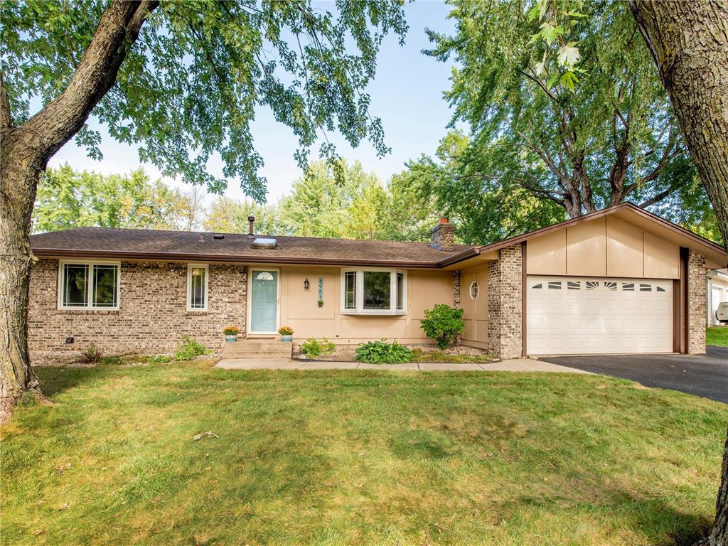 6957 137th Court Apple Valley MN 55124 6263754 image1