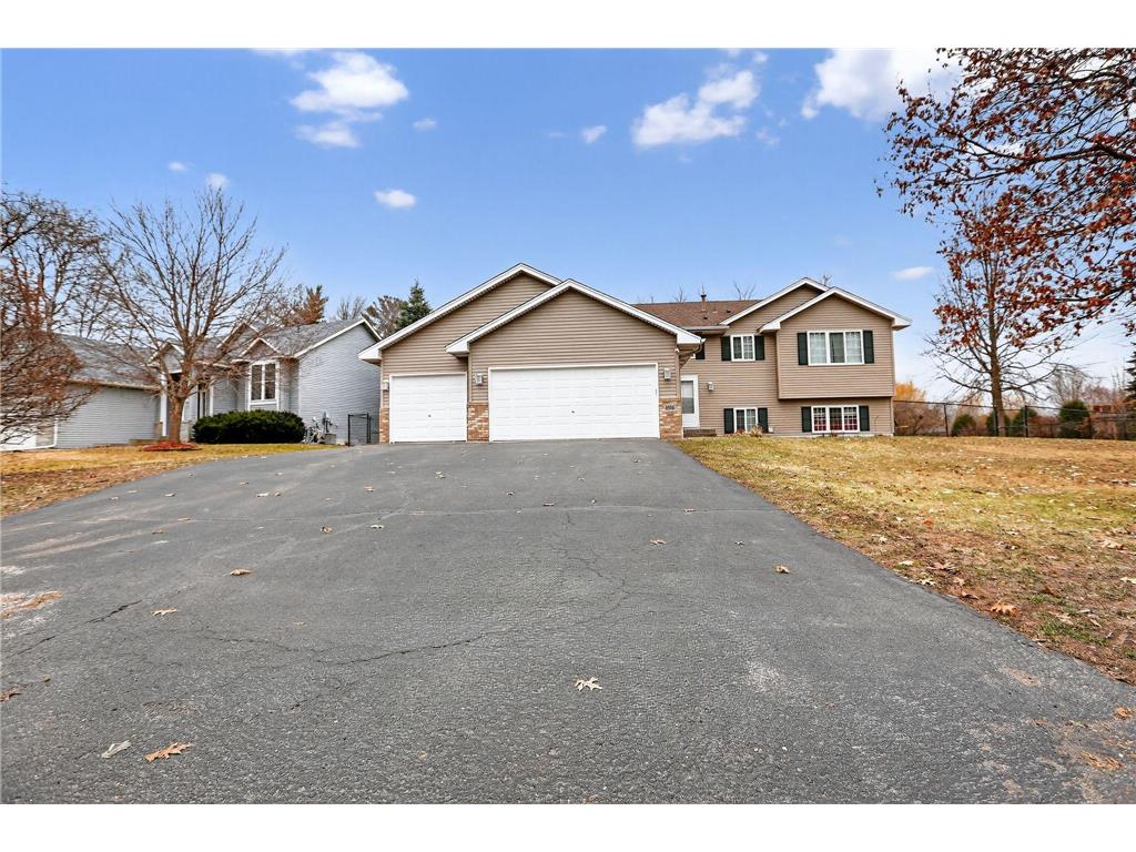 696 79th Street Lino Lakes MN 55014 7033830 image1