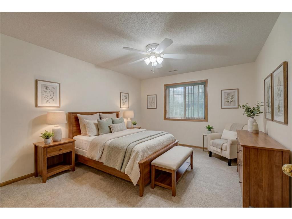 696 Monn Avenue Vadnais Heights MN 55127 7081236 image11
