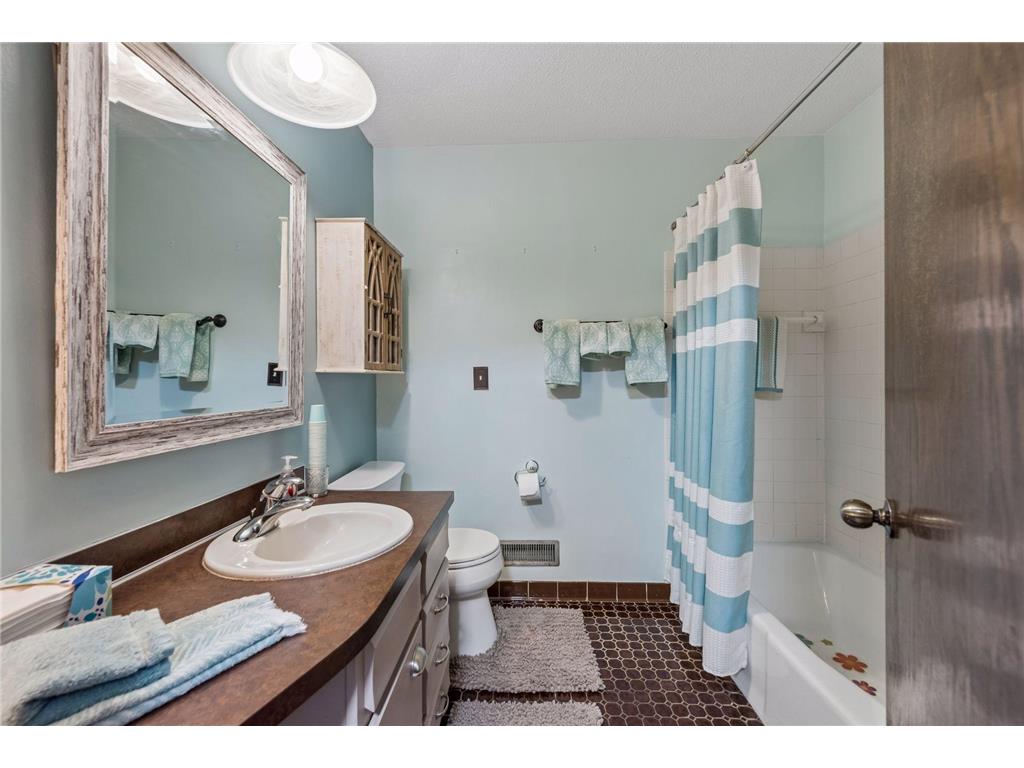 6966 Inskip Avenue S Cottage Grove MN 55016 7061876 image22
