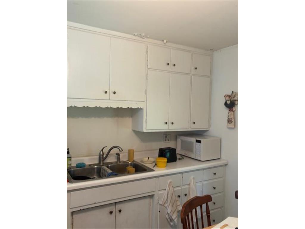 697 Charles Avenue Saint Paul MN 55104 6776423 image1