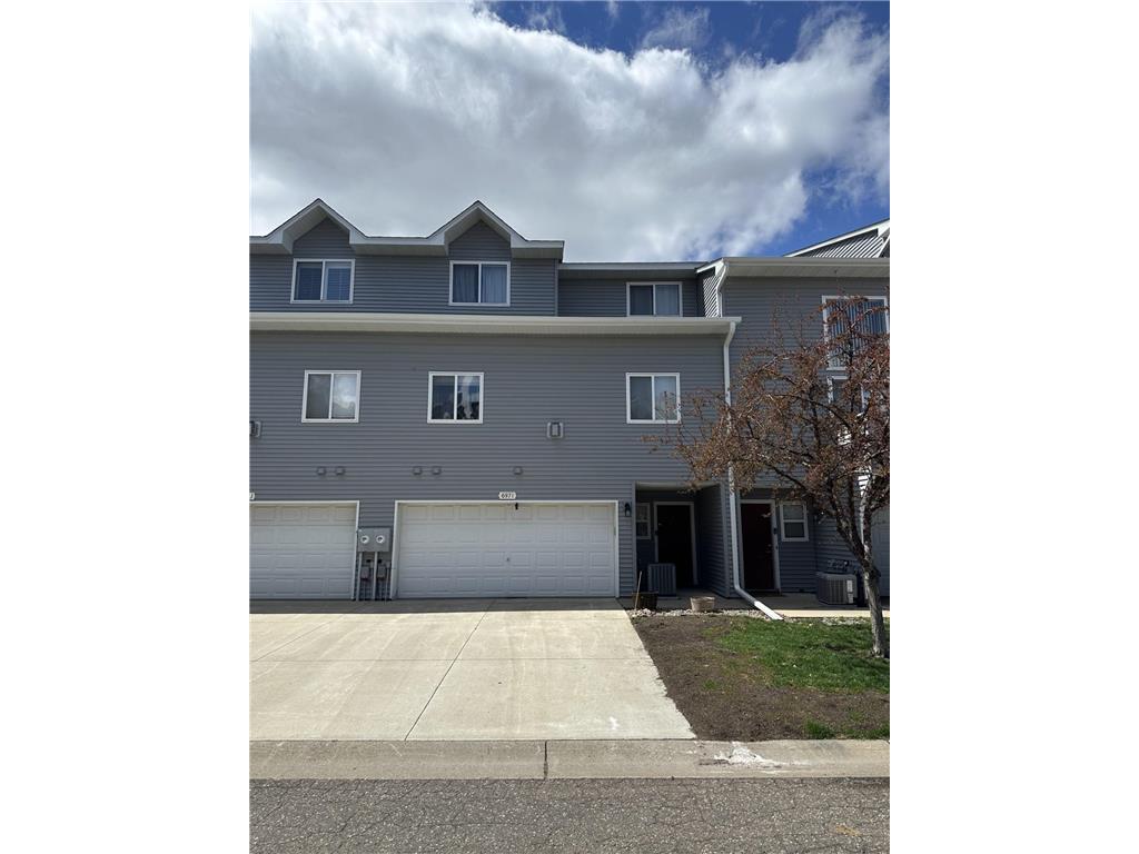 697 Kingfisher Lane #I Woodbury MN 55125 6574872 image1