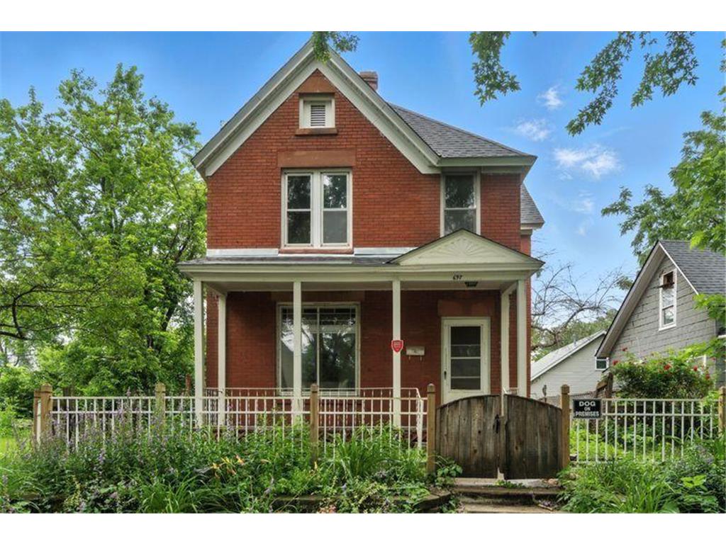 697 Tuscarora Avenue Saint Paul MN 55102 6819958 image1