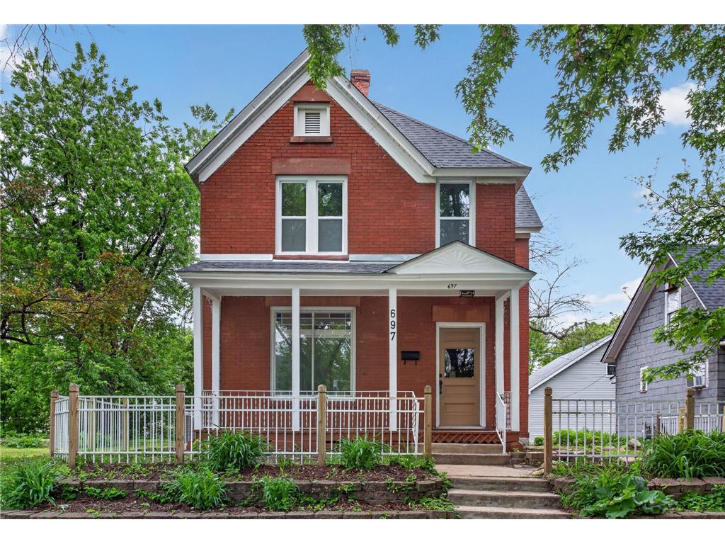 697 Tuscarora Avenue Saint Paul MN 55102 7069172 image2