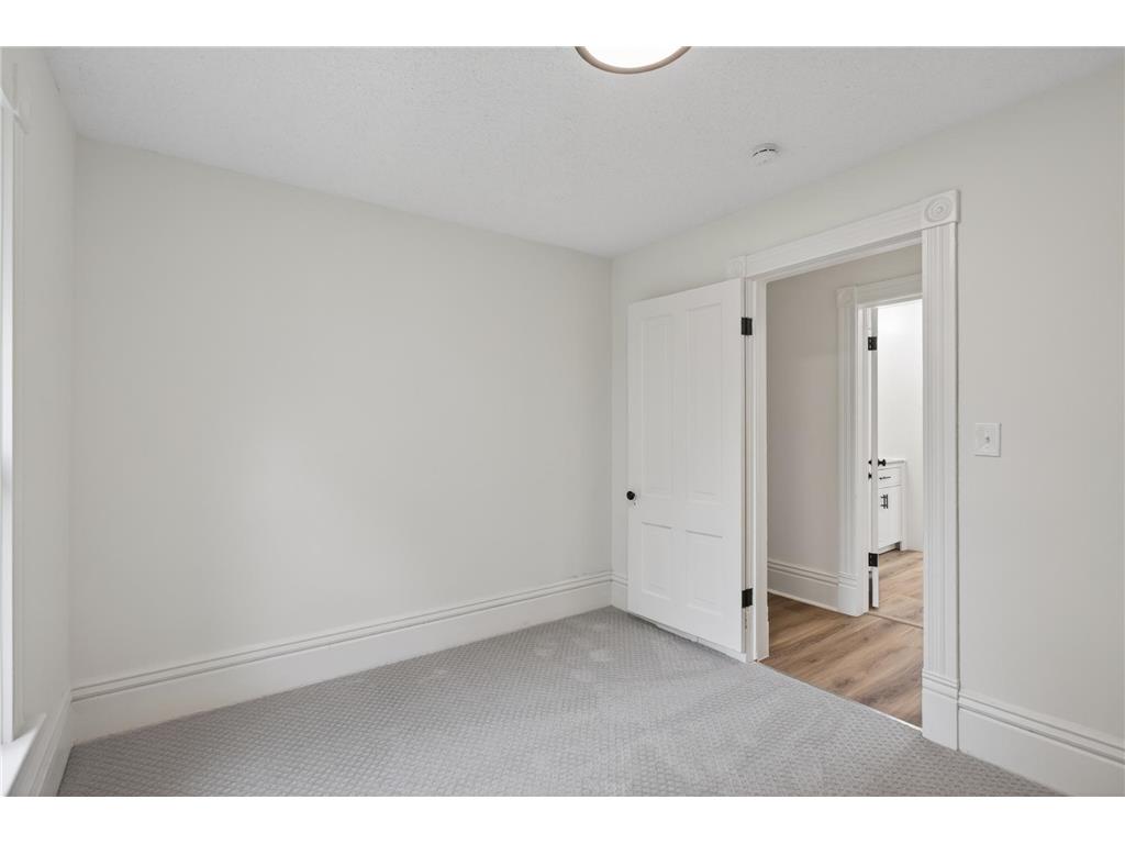 697 Tuscarora Avenue Saint Paul MN 55102 7069172 image21