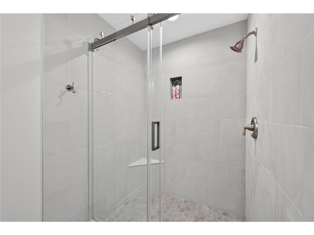 6976 Langford Court Edina MN 55436 7101297 image24