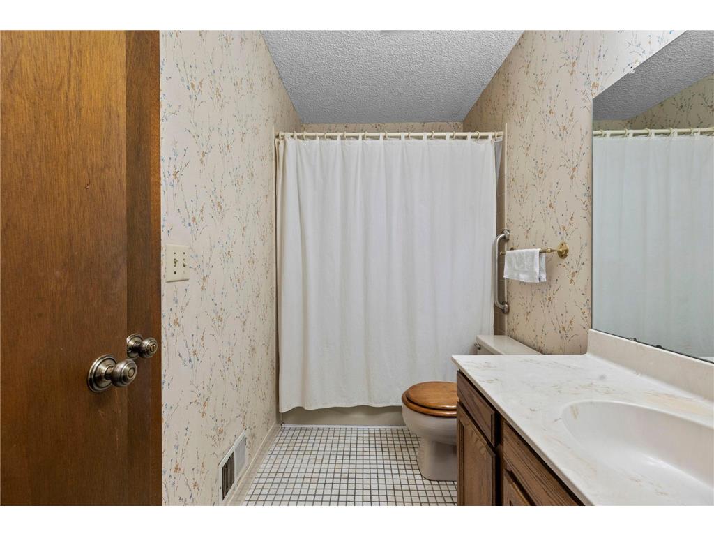 6978 W 84th Street Circle Bloomington MN 55438 7063760 image22