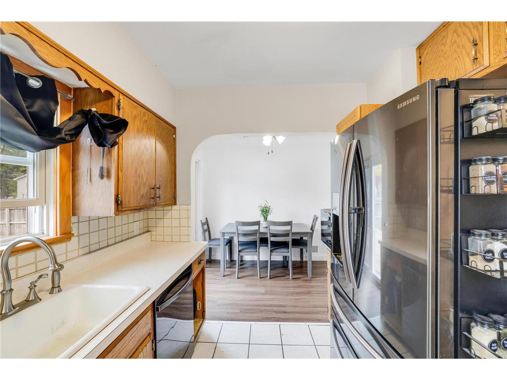 698 Larpenteur Avenue W Saint Paul MN 55113 6803766 image13