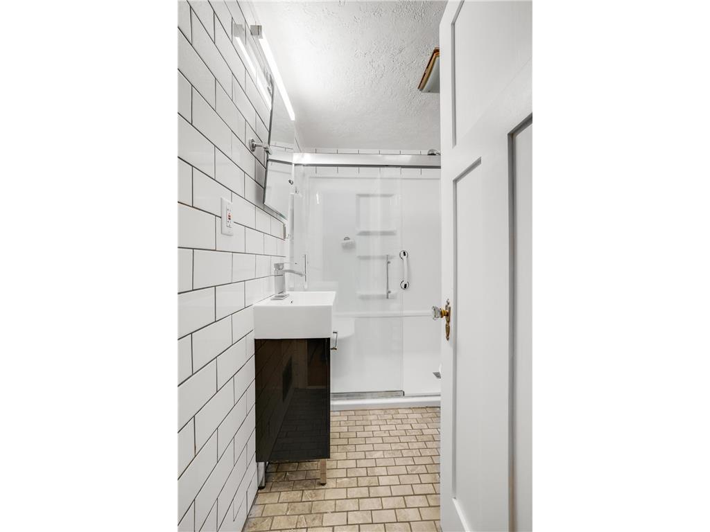 698 Larpenteur Avenue W Saint Paul MN 55113 6803766 image25