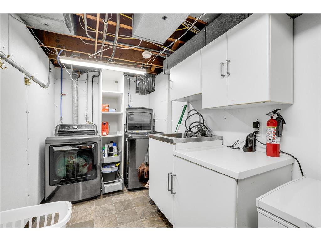 698 Larpenteur Avenue W Saint Paul MN 55113 6803766 image28