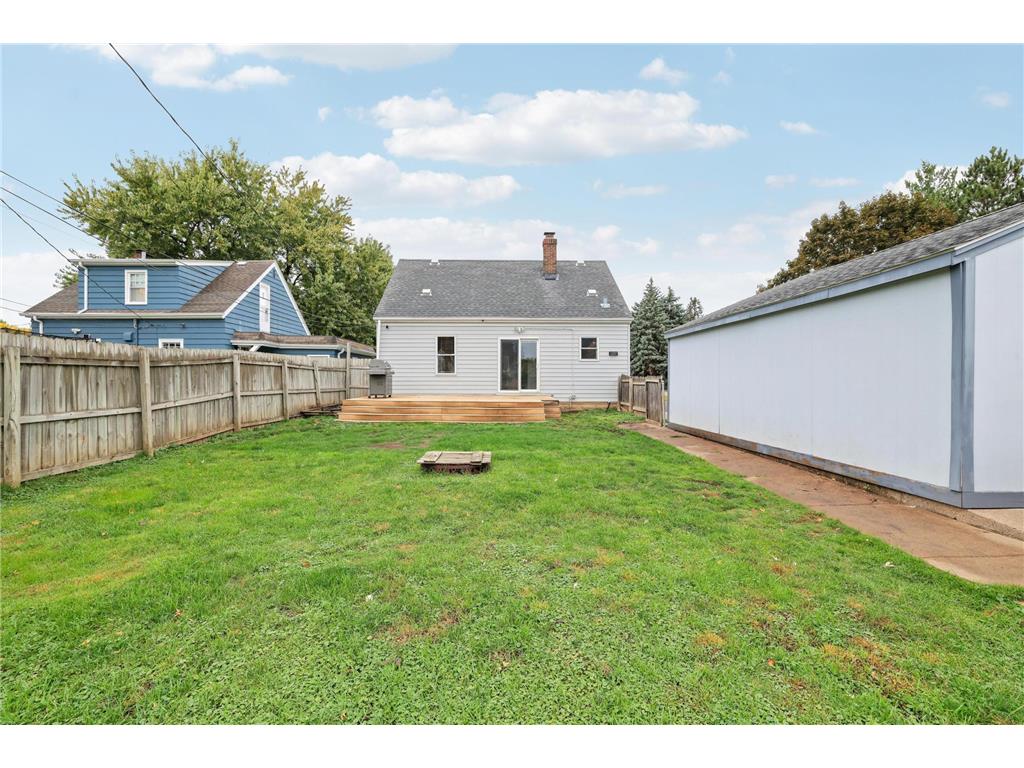 698 Larpenteur Avenue W Saint Paul MN 55113 6803766 image29