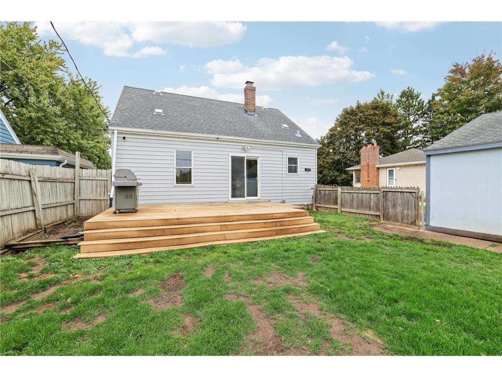 698 Larpenteur Avenue W Saint Paul MN 55113 6803766 image30