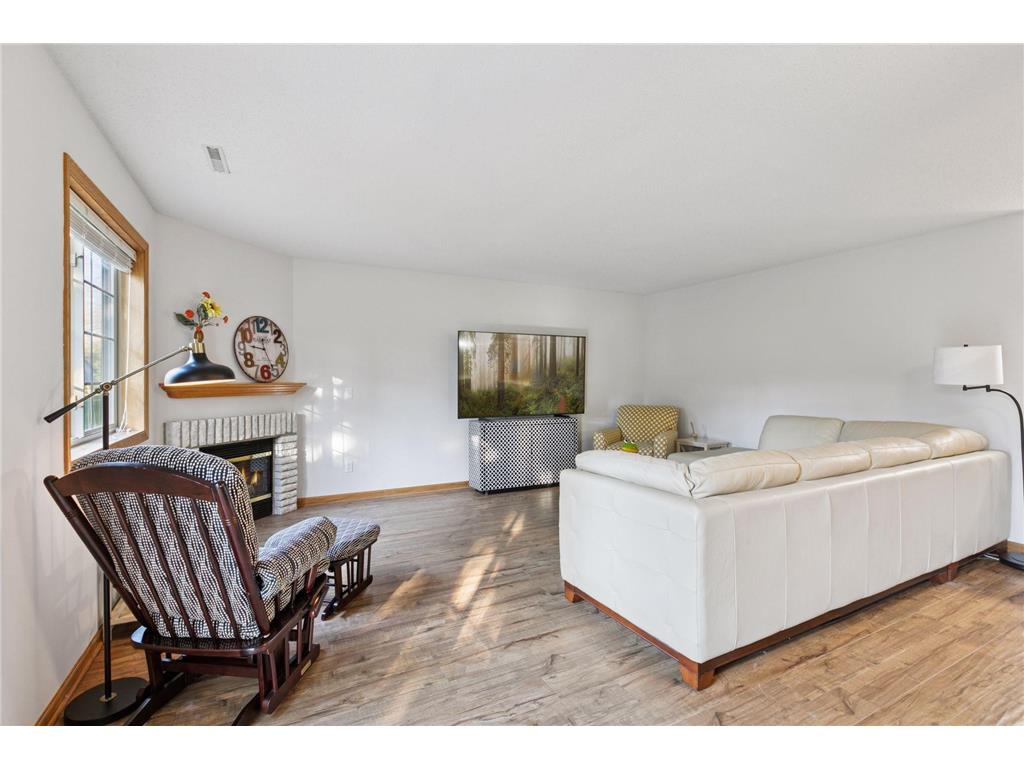 698 Monn Avenue Vadnais Heights MN 55127 6823029 image14